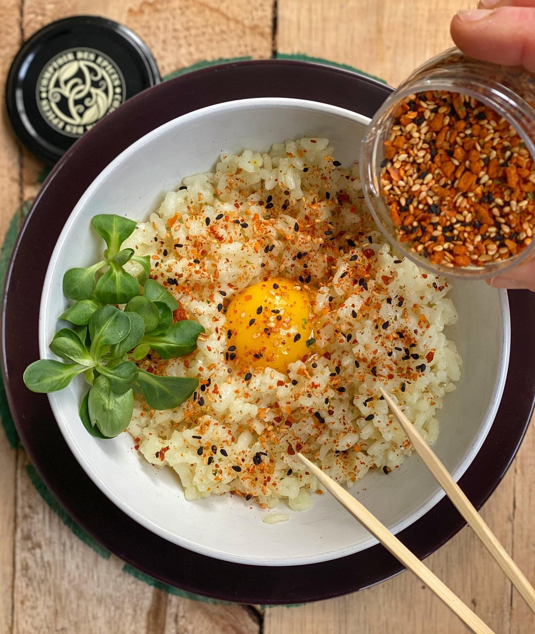 Tamago kake gohan (卵かけご飯)