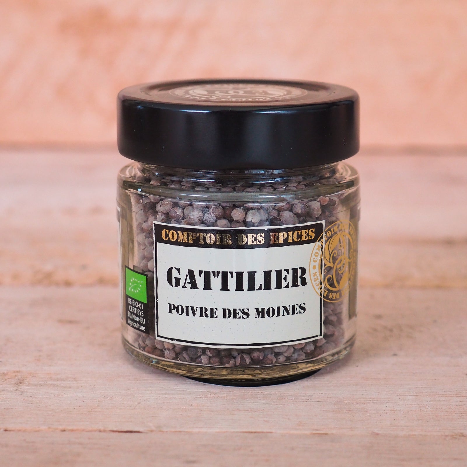 Aussi appelé poivre des moines ou gattilier. Sa saveur est douce. A utiliser pour les pots au feu, potages...